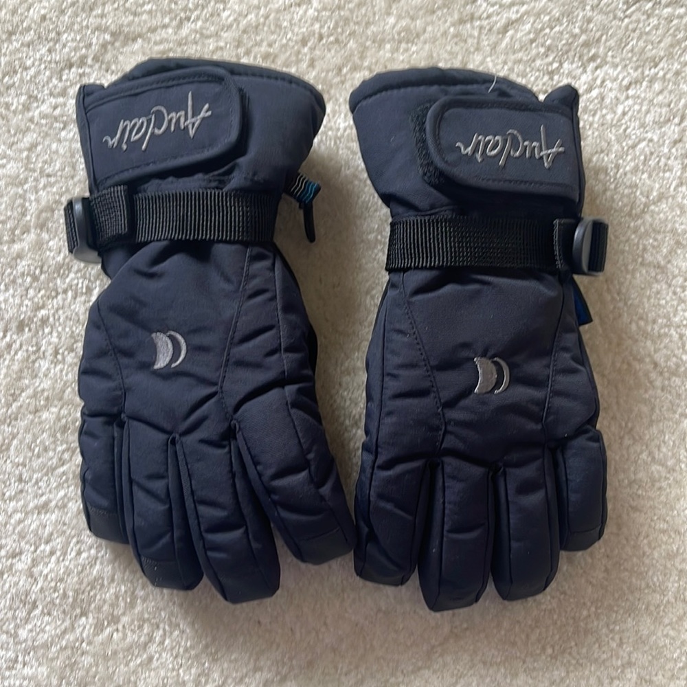 Auclair Black Ski Gloves